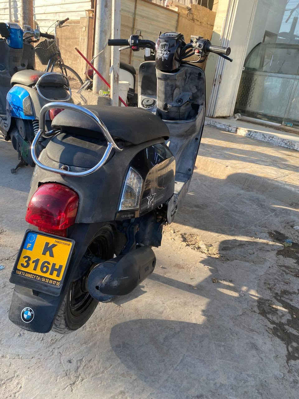 سلام عليكم
دراجه بوليس للبيع
مفتوحه 
السعر 600
***********
