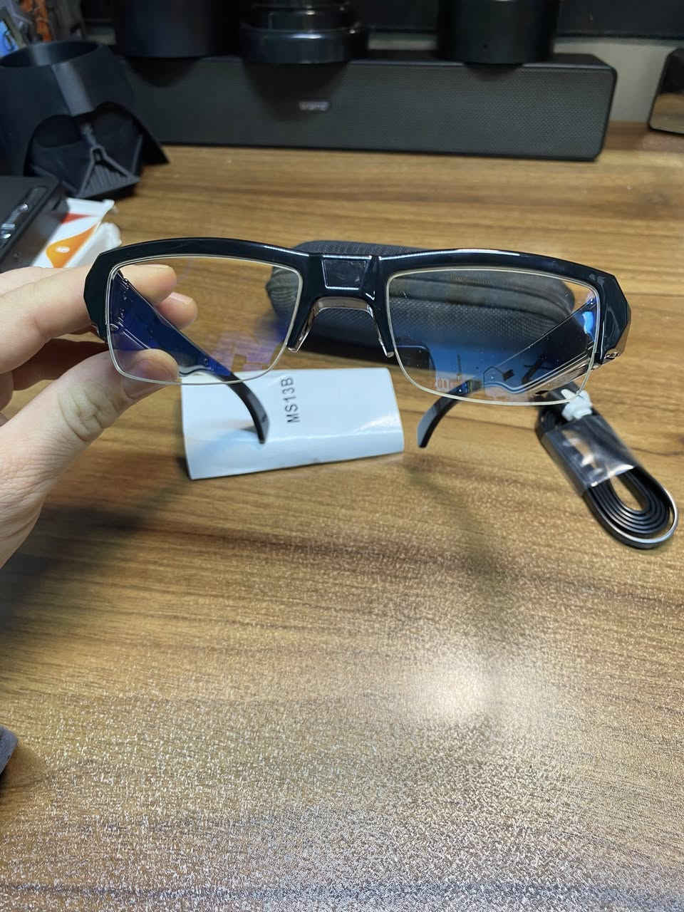 نظارة بيها كاميرا و تاخذ رام شحن كلكسي 
السعر 15 الف 
متوفر توصيل جميع المحافضات


**إذا كنت صاحب هذا الإعلان وتريد حذفه لأي سبب، رجاءا أرسل رسالة إلى الدعم الفني**