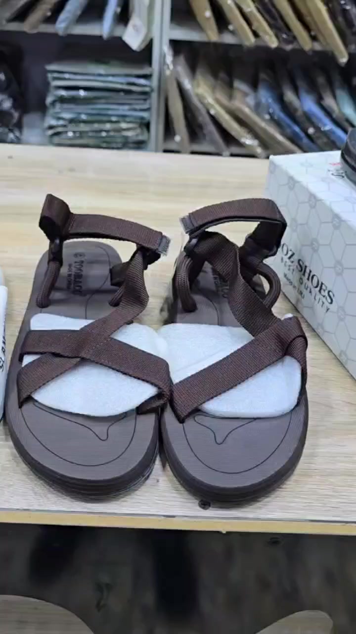 نعالات رجاليه شبابي كافه القياسات
السعر فقط 3000 الف دينار
.
العنوان:  مجاور عمر الكهربائي وجامع العزيزيه الكبير


**إذا كنت صاحب هذا الإعلان وتريد حذفه لأي سبب، رجاءا أرسل رسالة إلى الدعم الفني**