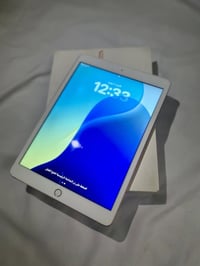 ايباد 8 ذاكره 32 سعر 160  مكان بغداد 07739216577 مكلف بنشر