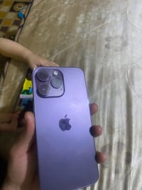 جهاز 14 برو ماكس  مبدل شاشة وفيس واكف الباقي مكفول   بطارية 🔋 تقره 78 ...