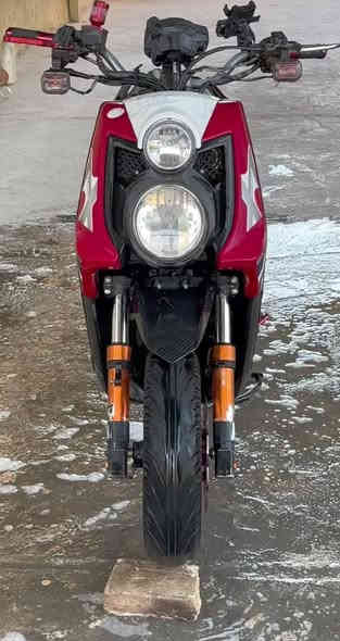 السلام عليكم جبلي للبيع دراجه مكفوله كفاله عامه الدراجه مزوده تزويد خارجي مبدللها زوج تايرات قبل اسبوع السعر 1,500 وبيها مجال مكاني بغداد  ***********
