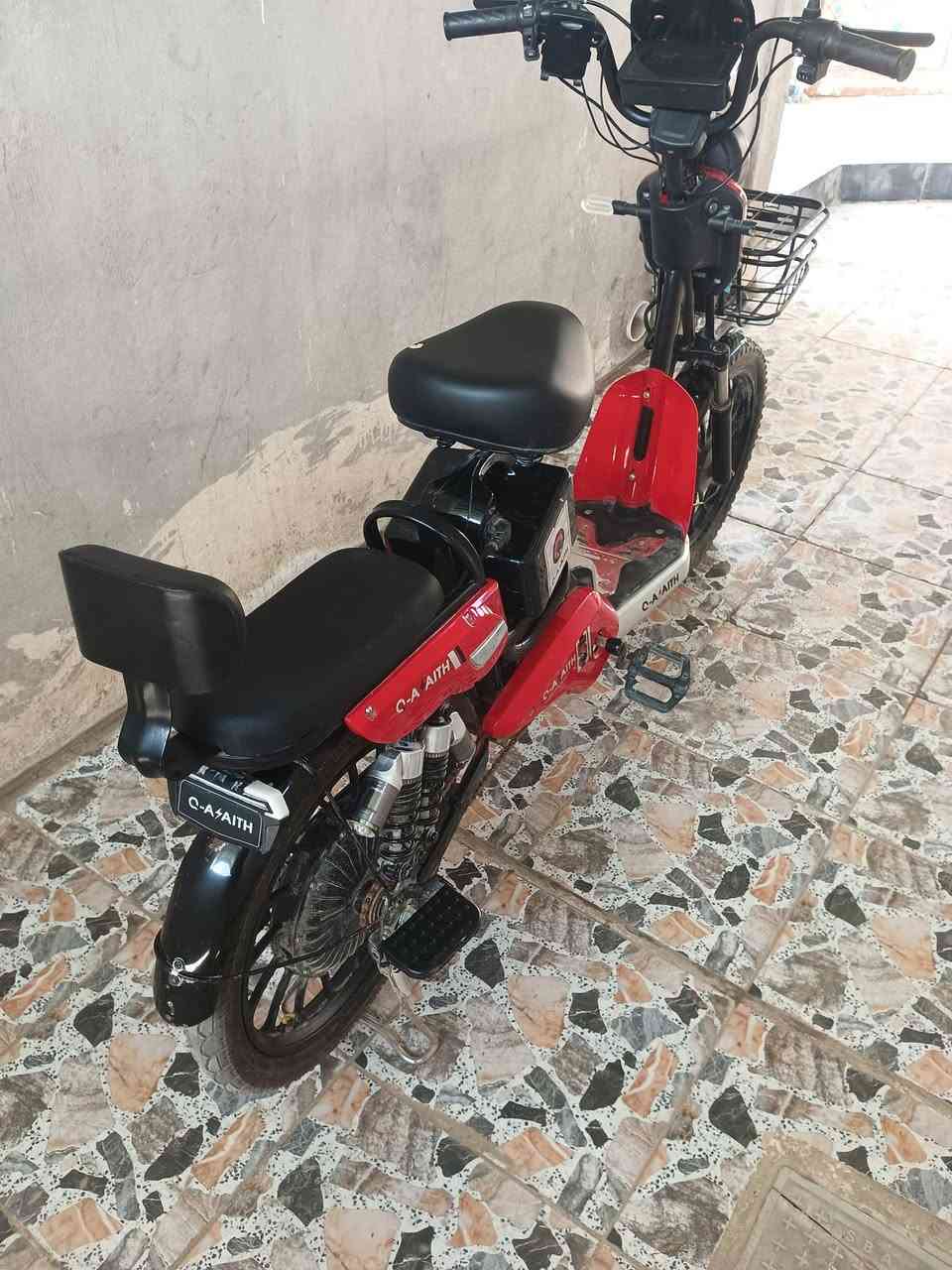 دراجه شحن اخت الجديده استخدام قليل للبيع سعر 400 للتواصل ***********
