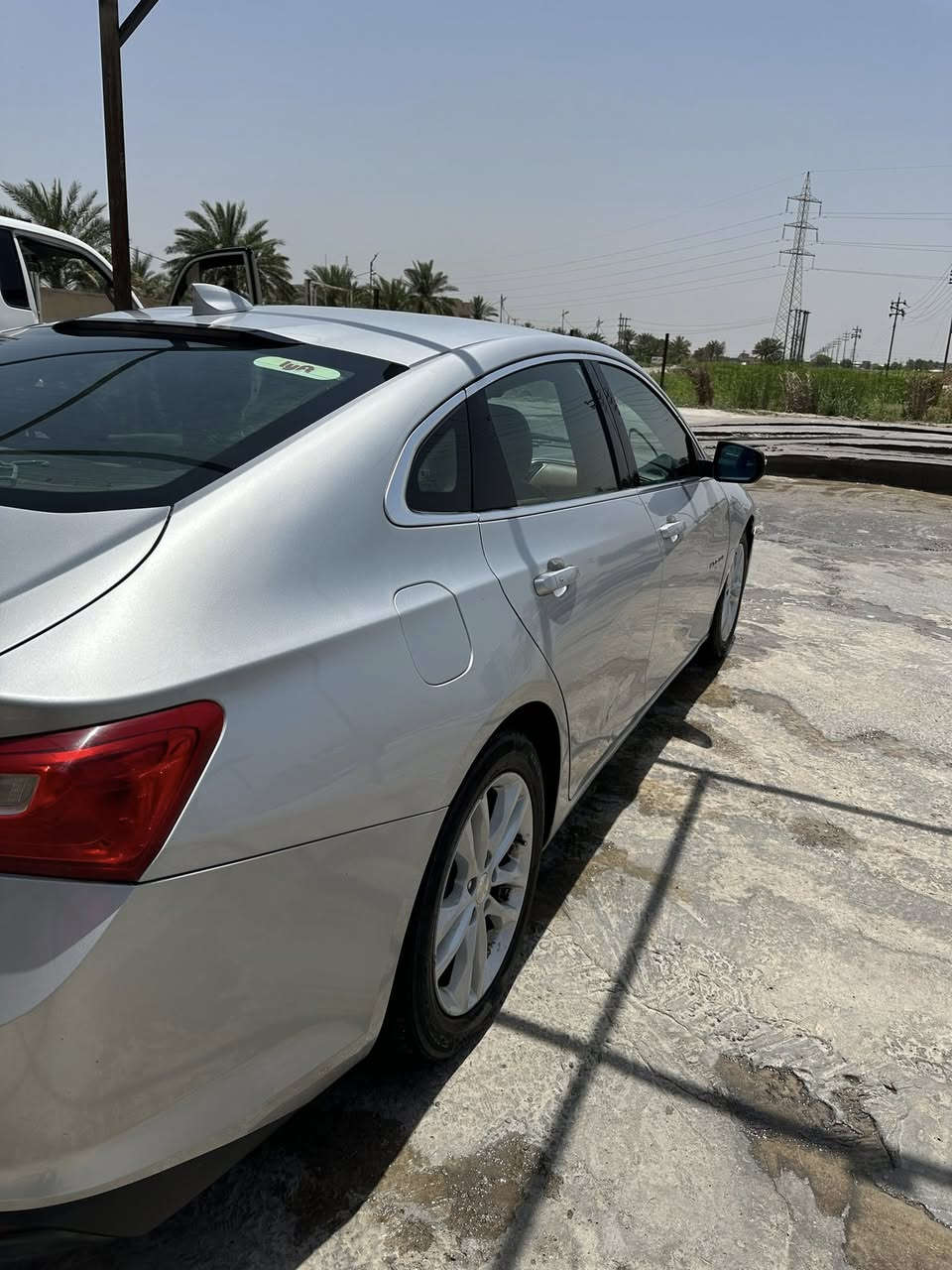 السلام عليكم للبيع شوفرليت ماليبو 2018 فئة Lt  رقم بابل حادثها فقط بنيد مواصفاتها شاشه . كامرة . كشنات كهرباء . كشنات جلد . قطعتين تبريد . كروز سرعه . وباقي المواصفات المعروفه مكان السيارة بابل . حله . للاستفسار اتصل ***********/ 0783250925 وايضاً موجود واتساب
