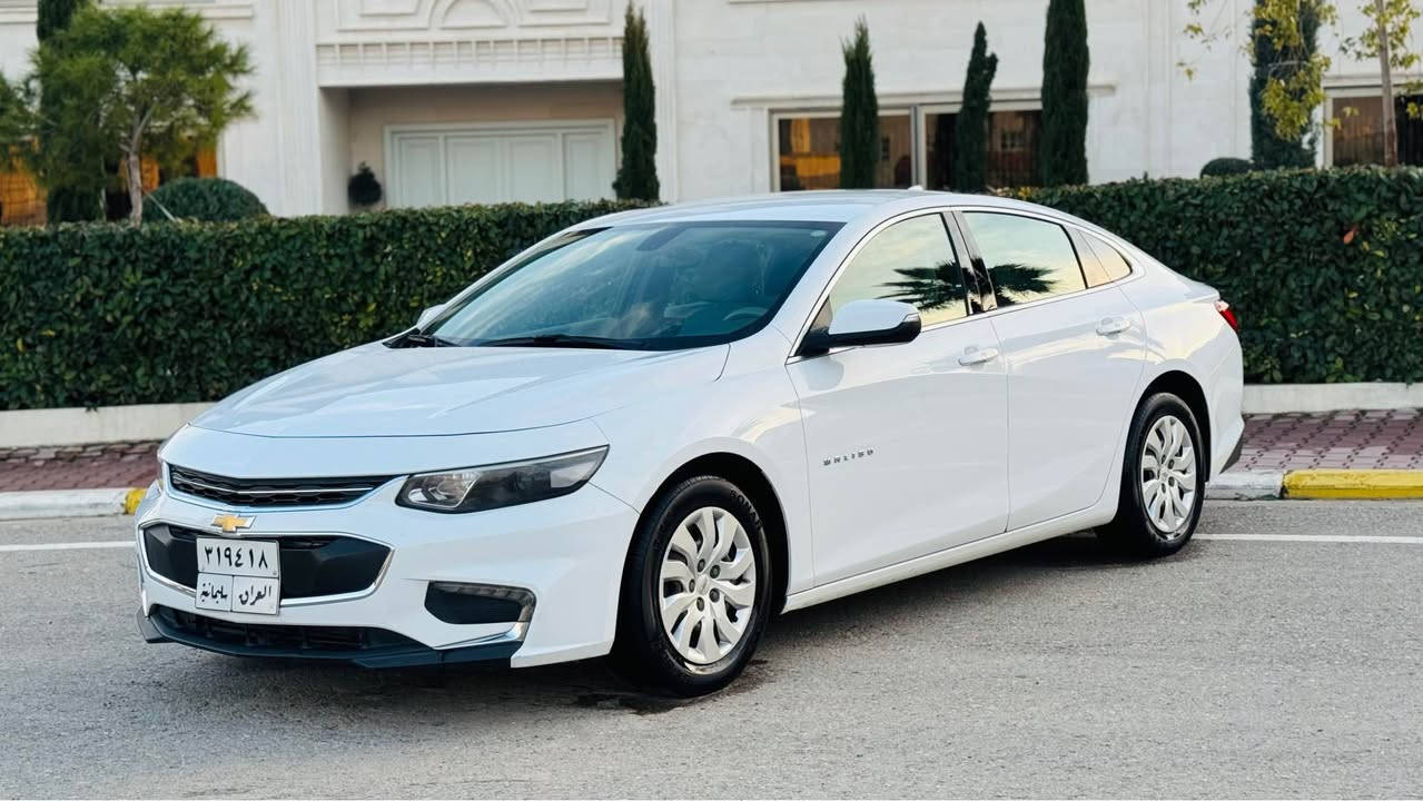 Malibu LT 2018 مەکینە مەرغوب 2.5 بێ بۆیاخ سفری شەریکەی مەنصورە ناو زەرد برێک بەصمەیە شاشە گەورەیە 4دەرگا بەصمەیە  تەبرید مەرکەزیە تەعدیل سورعەیە گێر ئۆتۆماتیک و گێڕ عادیە گێڕو مەکینە بەشەرت 117 کیلۆمەتر ڕۆشتوە سەیارەکە بەناوی خۆمانەوەیە تەحویل و غرامەی سەیارەکە بەشەرت سعری سەیارەکە 135$ شوێنمان سلێمانی رەقەم تەلەفون *********** السليمانية, العراق
