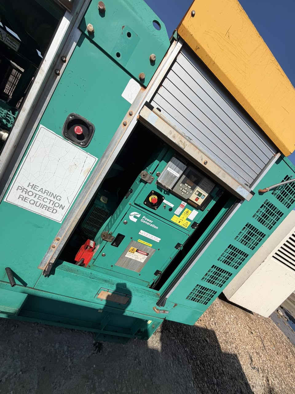 #الثقه_موبالكلام_بالشغل [0️⃣7️⃣8️⃣1️⃣2️⃣3️⃣4️⃣5️⃣2️⃣3️⃣2️⃣]
🔷نوع المحرك:كمنز امريكي اصلي وليس مجدد 🇬🇧UK
🔷القدره:150KVA
🔷المحرك:6بستم /سوبر/افتر كولو+چويتر
🔷نوع الملف:ستام فورد انكليزي🇬🇧
🔷كاتم
🔷مع سسستم بروتكشن كامل للحمايه 
🔷مع خزان وقود 150L
🔷لمعرفة السعر ضع الرقم 64 داخل منشور البيج او الاتصال:-
🔷☎️رقم الهاتف:0️⃣7️⃣8️⃣1️⃣2️⃣3️⃣4️⃣5️⃣2️⃣3️⃣2️⃣
#علي_الباشا
🔷العنوان:بابل/الحله/الجزائر-مجاور مستشفى الحياة-ومقابيل ملعب الجزائر
🔷يوجد توصيل لجميع محافظات العراق 🇮🇶 🛻🛻
