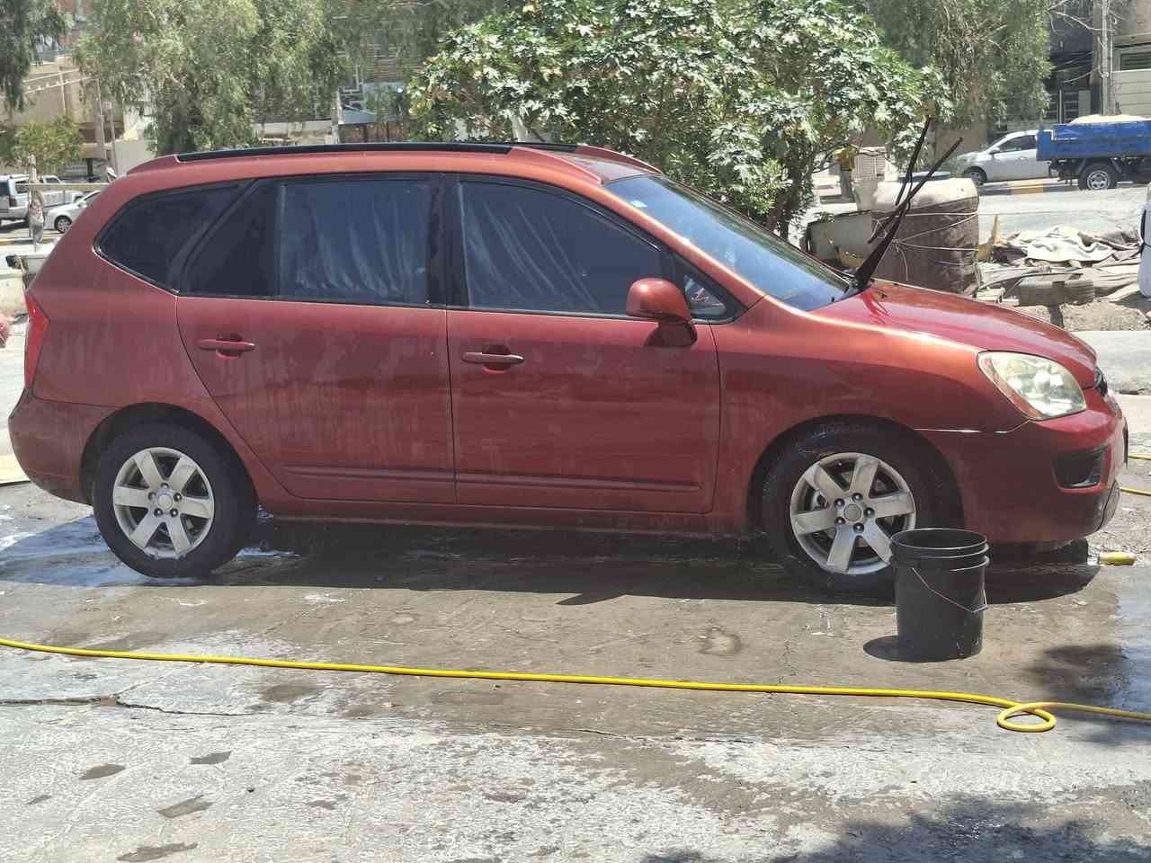 كيا كارنز موديل 2007 امريكي محرك 2400 دوش داخل بيجي 7 راكب وكاله تحويل مضمون رقم جديد تبريد ثلج سياره جاهزه من كل النواحي مكانها النجف السعر 85 اي استفسار اتصل وتدلل ***********
