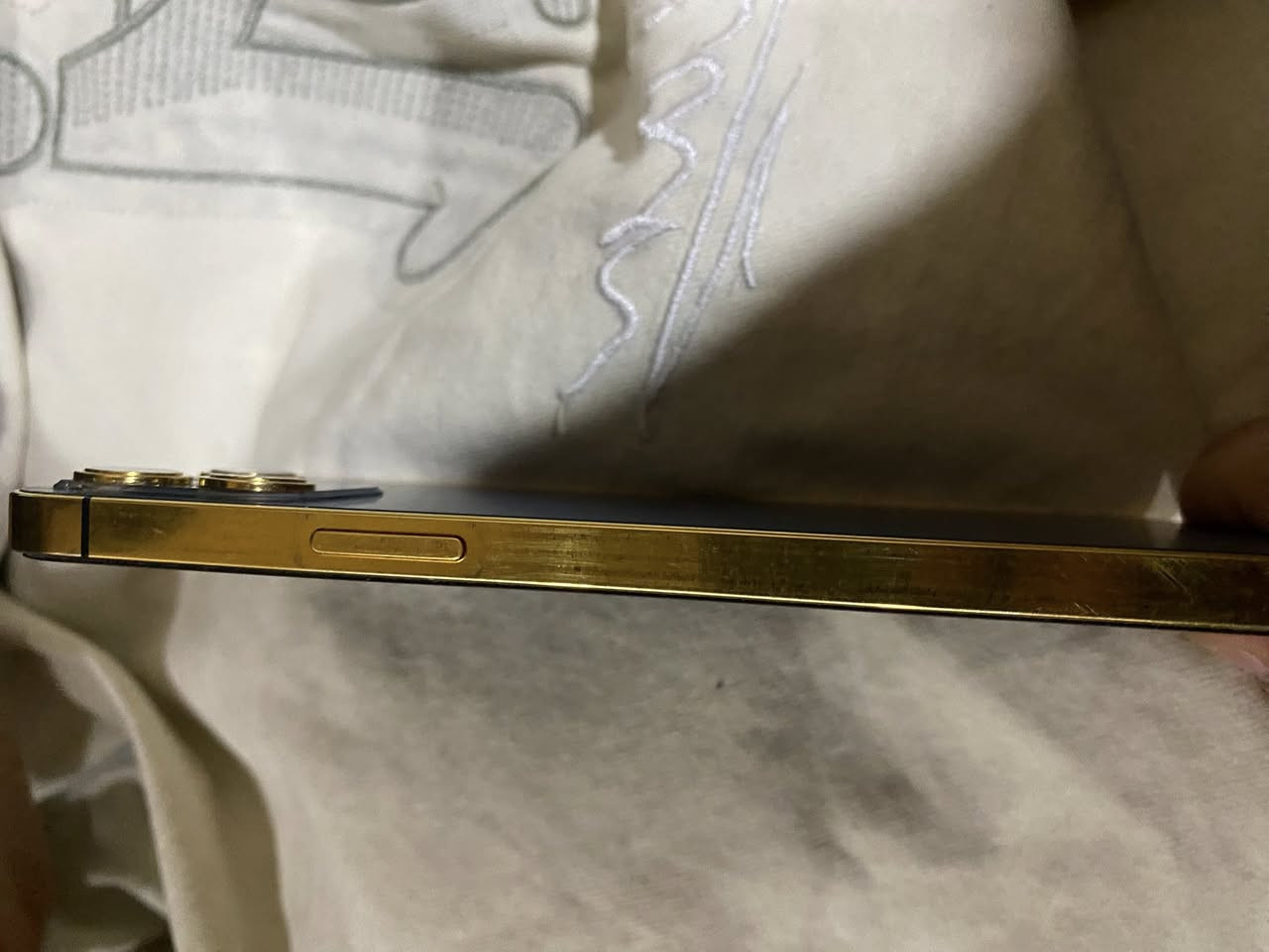 ايفون 12 برو ماكس طلاء ذهب
استعمال قليل جهاز نضيف كلشي ممبدل بي شرط الفحص
وتر بروڤ
السعر 500 وبي مجال
***********
