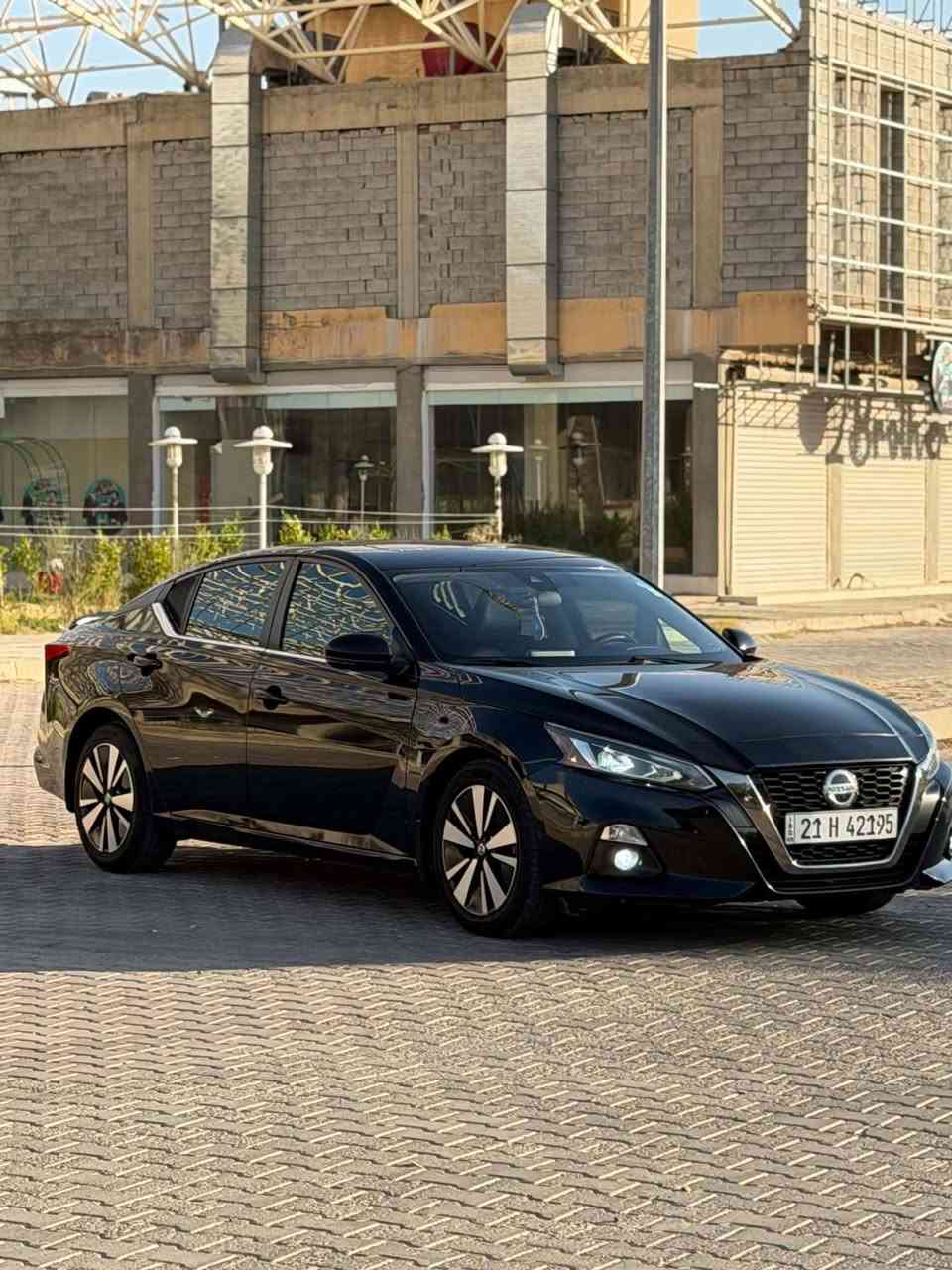 السلام عليكم تحياتي للجميع
⚡NISSAN ..Altima..2021.SR.Plus⚡
⚡نيسان...التيما ..SR..Plus  ⚡
سيارة حادثة فقط باب مبدل بلاد سياره بدون صبغ بجم كبس صندوك كبس شرط دعاميات بدون صبغ
......................................
الفئه  SR..Plus
موديل 2021
لون أسود
محرك 2500
بصمة تشغيل
ابواب بصمة+ بصمة صندوك
تشغيل عن بعد
فاتحة سقف (سلايت )
شفتات سترين (گير ستيرن )  
نظام قيادة أليه
رادارات 360° درجة
رادار امامي (توقف ذاتي)+تحديد مسار
رادار جانبي+توقف ذاتي
رادار خلفي (توقف ذاتي)
كامره خلفيه
حساس خلفي
كشنات جلد
كشنات كهربائ
كشنات تدفئة
ستيرن تدفئة
فول تحكم ستيرن
كروس سرعة (مثبت سرعة)
أشاير مري جانبي
ويل كروم حجم 18
أكزوز رياضي (صالنصات رياضه)
لايتات فول زينون
................................................
سياره بدون حادث حادثة  جدا بسيط  صور الضرر داخل المنشور باب مبدل بلاد ..سيارة بدون صبغ شرط دعاميات  بجم كبس صندوك كبس ....كير محرك شرط فحص
سيارة ماشية 75الف ميل
رقم سليمانية  دولي سنوية رقم هزه كل جديد لغايه 2028  شرط تحويل وكاله
مكان سياره ديالى.. خانقين .استفسار اتصال رقم الهاتف  ***********
