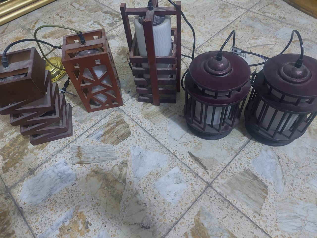 اوتي السعر ٣٠ الثريات العدد ٥ ب ٢٠ الرفوف ب ٢٠
العنوان مدينه الصدر


**إذا كنت صاحب هذا الإعلان وتريد حذفه لأي سبب، رجاءا أرسل رسالة إلى الدعم الفني**