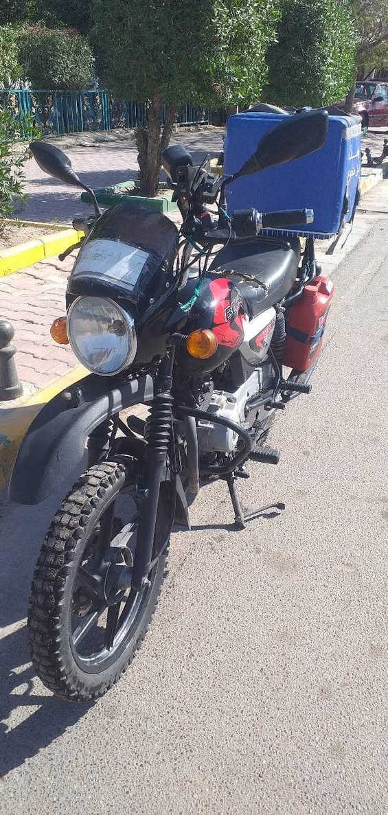 بوكسر 23 رقم بغداد باسمي بيه صوت فيلس ولستيرن بيه عواج بصيط بسبب حادث اي نقص مابيه نكره سلف السعر مليونين التصال ***********
