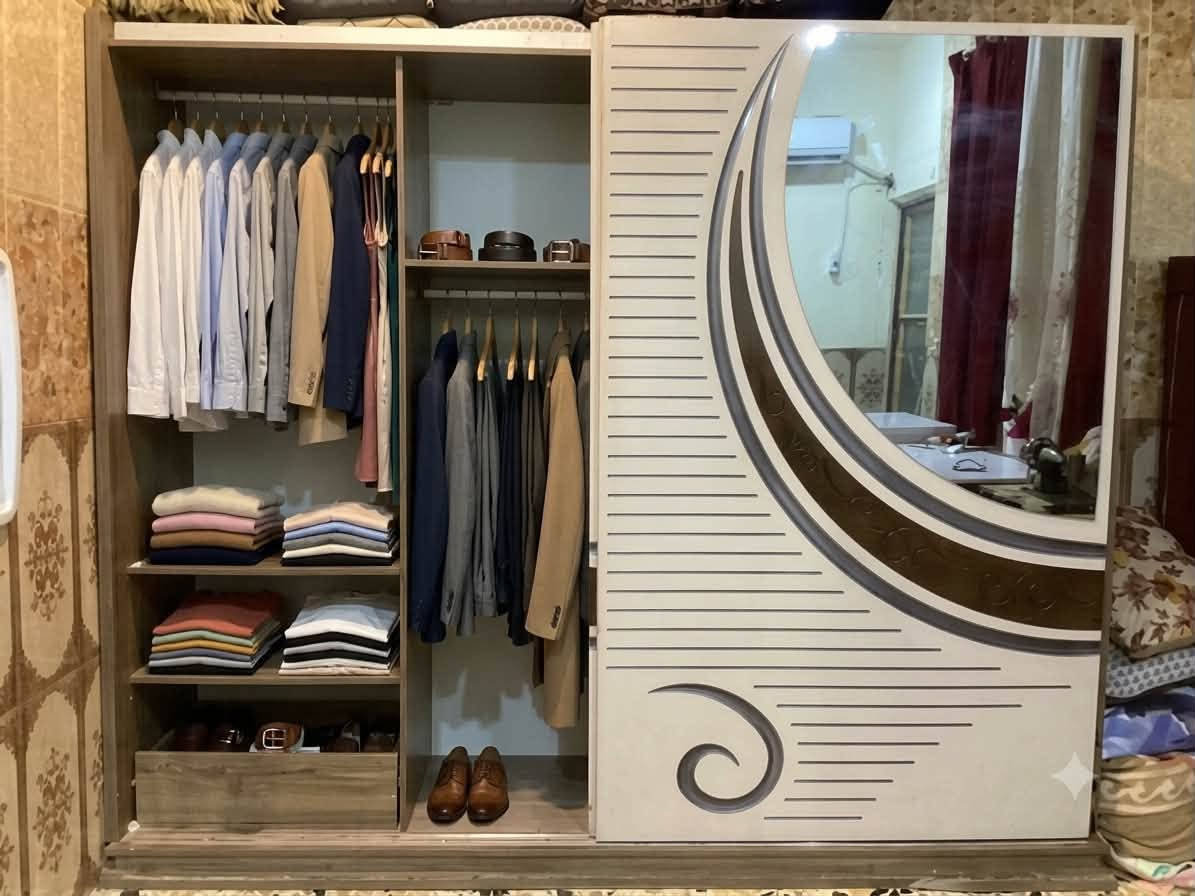 السلام عليكم كنتور للبيع سلايت 
سعره 120 بس يحتاجله سكه جديده
*********** واتساب فقط
