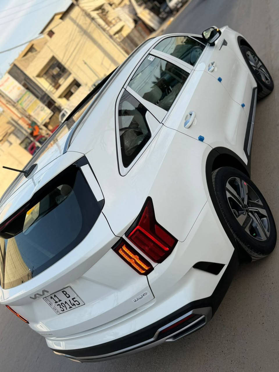 سورنتو  2023 خليجي
( شركه الدوليه ) فوول مواصفات 

مكفوله كفالة عامه 

ماشيه 45 الف
سياره جديده بمعنى الكلمة 
مابيه اي نقص كامله من كلشي ترايه زيرو 

محرك 6 سلندر كفاله / 7 راكب 

رقم بغداد الجديد باسمي 

🔰 مواصفات 
بانوراما 
بصمه تشغيل 
بصمه ابواب
كير ماوس 8 سرعات 
تشغيل عن بعد 
كشنات كهرباء 
جنطه شفط كهرباء 
حساسات اماميه وخلفيه
رادار امامي وخلفي
شاشه كبيره تدعم 
اندريد اوتو و ابل كار بلي
شفتات ستيرن 
سايد بريك بصمه
اشاير مري 
مري شفط
تبريد 3 قطع مناخ منفصل
شاحن واير ليس
نظام نزول منحدرات
بردات خلفيه
وبعد بيه هواي مواصفات

السعر  282 وبيه مجال

مكاني بغداد الدوره

رقمي ***********
