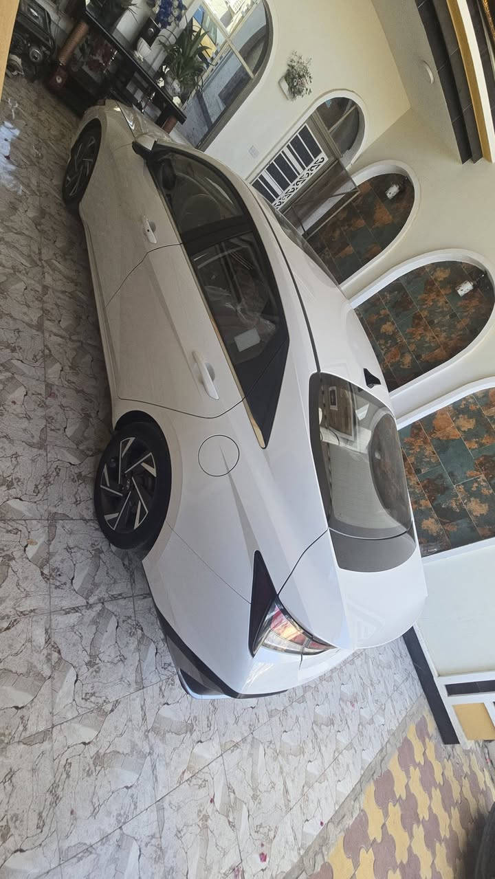 النترا خليجي تجميع بيع سريع 
 كفالة عامة (واكو رصعة بالدعامية الورا بسبب دراجة )
المواصفات: فول 
ماشية ٥٠ 
محرك : تيربو دبل نوزل ١٦٠٠
تحويل .. سعر ١٣٤ وبيها مجال قليل
***********
