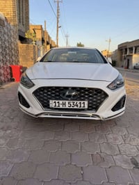 يا الله سلام عليكم هونداي سوناتا للبيع  موديل 2019   امريكيه حادث فقط ...