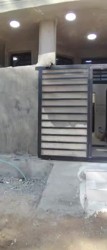 بيت 50 متر بنا جديد بيت مامسكون السكان العسكري مباشر***********
