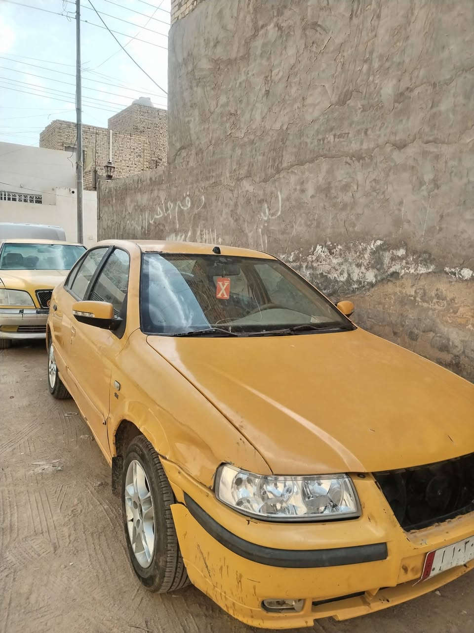 سلام عليكم سمند سورن للبيع 
سياره كلش نظيفه مكينه وكير جدد تبريد ثلج سياره ابيع كوم حديد هيئه وغرامات مصفره سعره23  رجاء رجاء رجاء مو شراي لا يتصل راعيه موجود بلعماره مكاني بالعمارة  رقم الهاتف ***********
