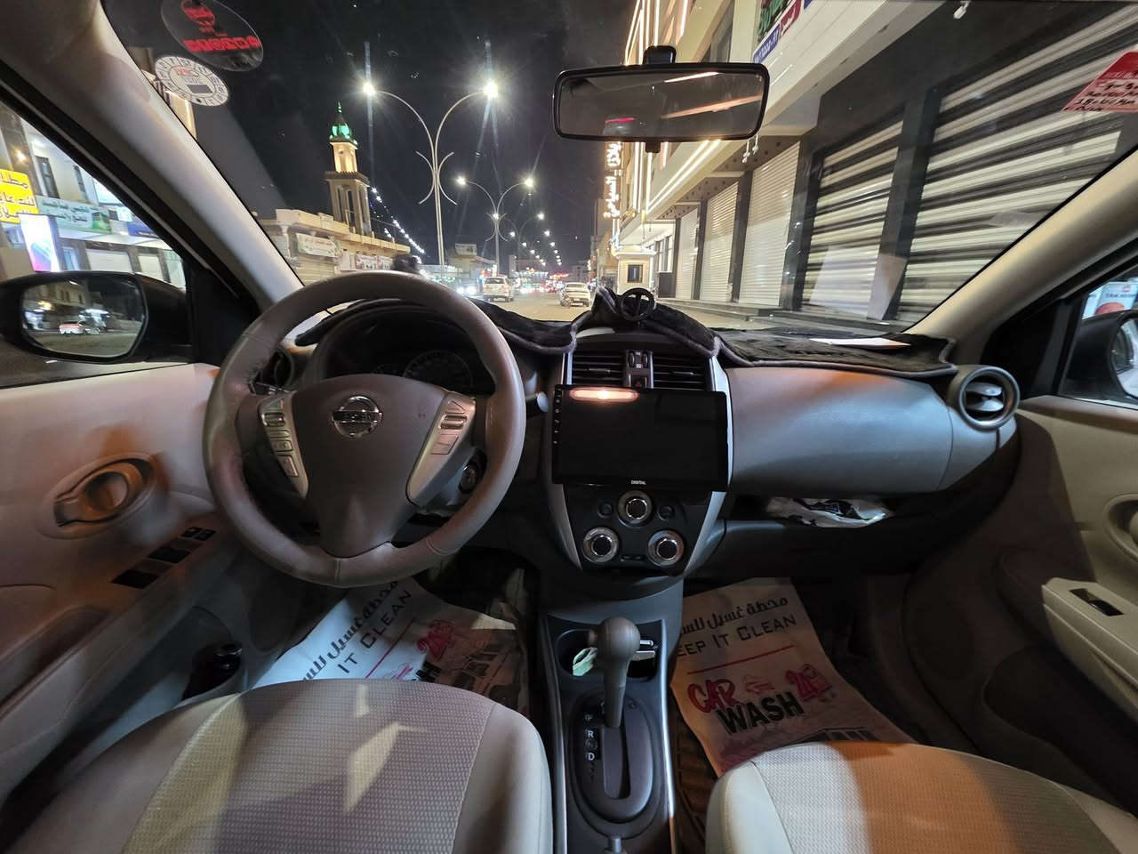 السلام عليكم ورحمة الله وبركاته 
نيسان سني ٢٠٢٥ ماشيه ٢٦ الف 
السعر ب١٢٢ و بيها مجال 
مكان السيارة بالرمادي و اذا من بغداد اجيك للفلوجة
فول مواصفات جام كهرباء ٤ 
قطعتين تبريد
حساس و شاشه و كاميرا الخ … 
للاستفسار *********** 
بيها بارد بالباب مال صدر فقط و مابيها اي نقص
