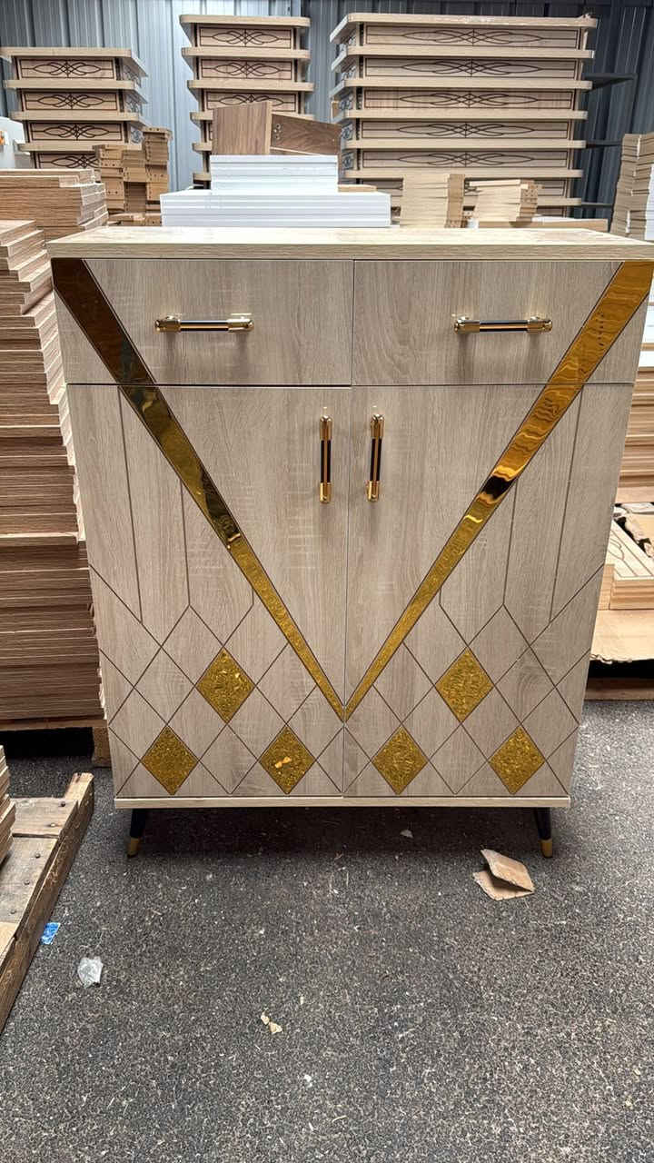 بلاكار الأحدية موديلات أنيقة ومتنوعه التمن يتغير حسب القياس 👇
العرض.:120 متر
العلو :100متر 
التمن: 1450

العرض: 80 سنتيم 
العلو: 100 متر
التمن :1150 
توصيل مجاني


**إذا كنت صاحب هذا الإعلان وتريد حذفه لأي سبب، رجاءا أرسل رسالة إلى الدعم الفني**