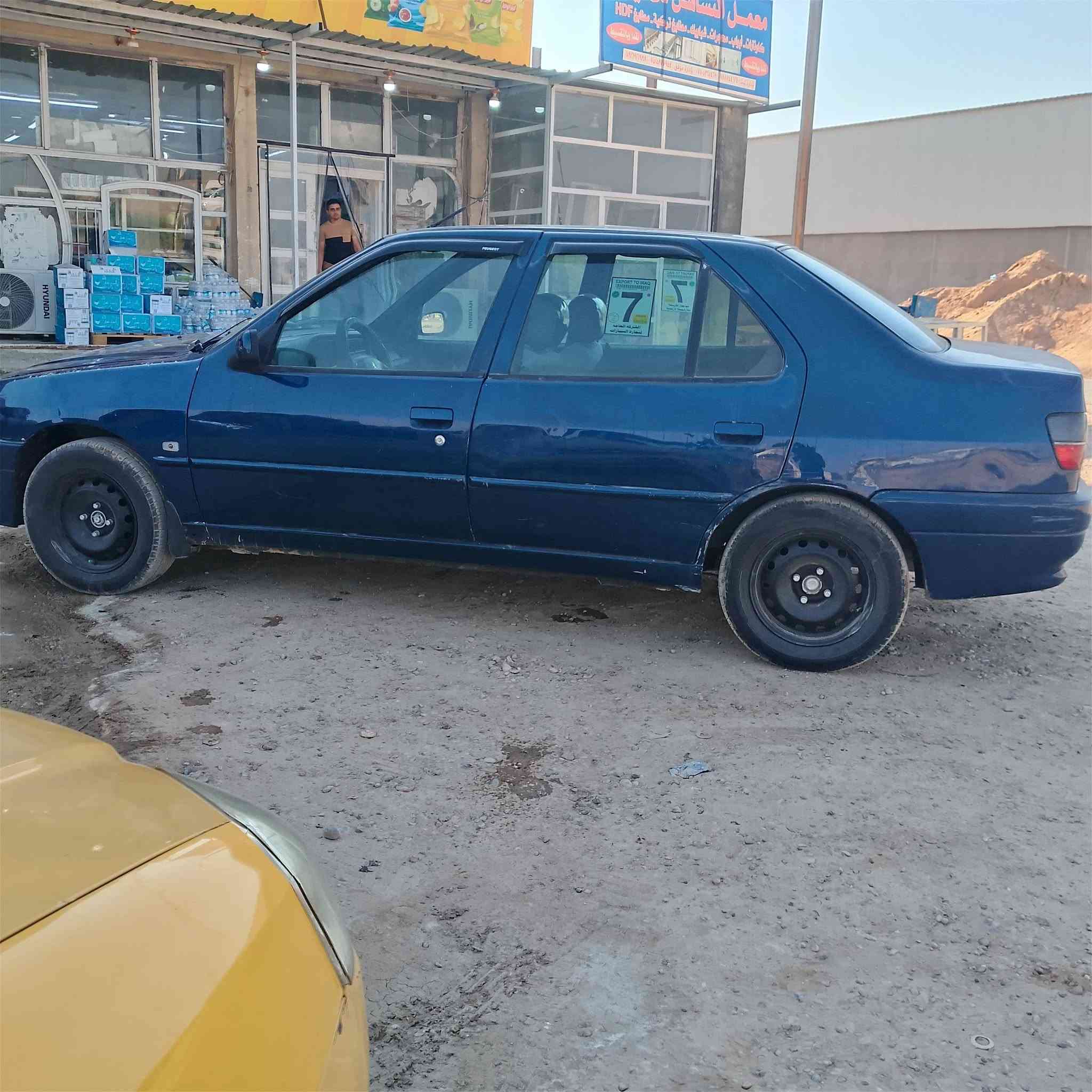 سلام عليكم ورحمه بيجو  موديل 2002 جديده سياره تحويل مباشر ثاني يوم السعر 84وبيها مجال الشراي  تواصل معا الرقم ***********-------***********
