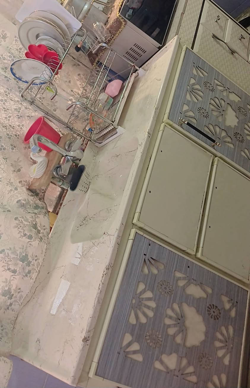 للبيع
***********
السعر ٣٥٠
