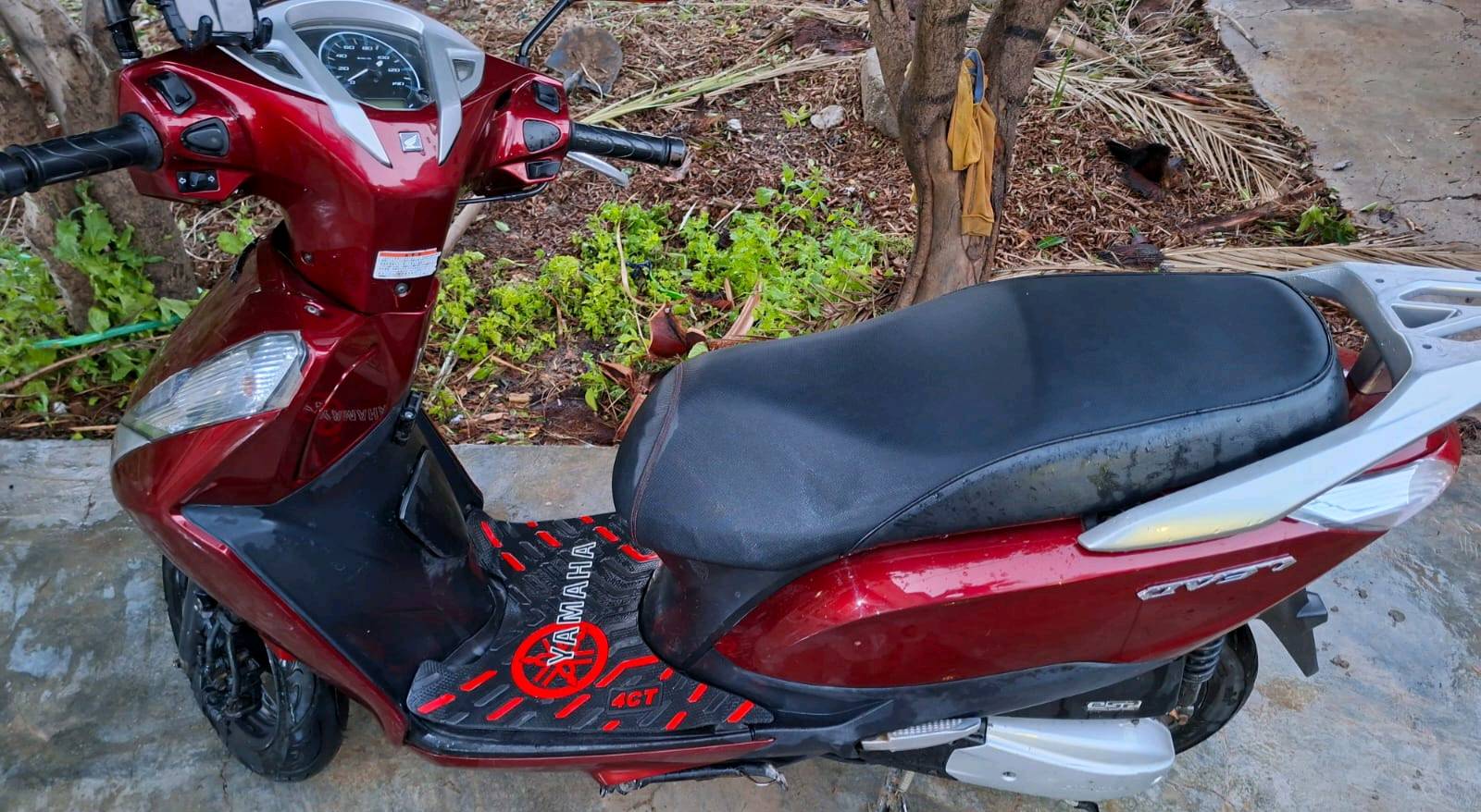 هوندا ليدي حديث
السلام عليكم هوندا ليدي حديث ما مفتوحه 
و هاي صورها كدامكم السعر 11 ورقة ونص العنوان سامراء
للاستفسار اتصل ***********
