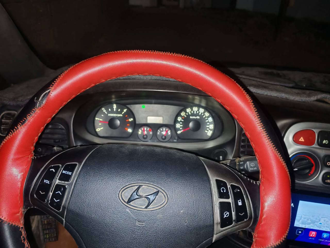 ستار اكس موديل ٢٠٠٠ محدثه ٢٠٠٧محرك مسكر سبلاين مشدود جديد مال حاويه كير اوتو  ٨ راكب رقم بغداد تحويل مباشر شادله دبل شاشه وداش كام تسجيل امامي خلفي  السياره جاهزه من كل شي  تخم تاير جديد كهربائيات كله شغاله شرط الي يطلع بيه ترايك ٢٠٠ غراض التبريد كله مشتريهن كمبريسر مال حاويه فريزات ٢ شديتهن
وراديترات والبواري جبتهن وما شديتهن بقه بيه نقص بس البطل وبوري واحد
السعر ٦٥ مكانه الانبار الخالديه
*********** وات ساب
بيع بدون مراوس
