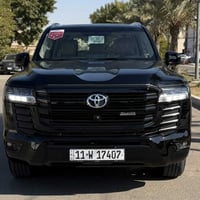 لاندكروز GXR • بلاك اديشن • ٢٠٠٠٠ كم