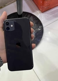 ايفون ١١ • ١٢٨جيجا • بطاريه مستبدله
