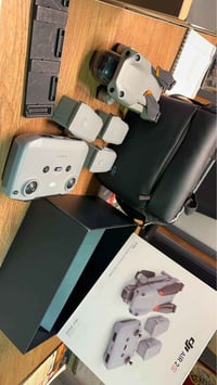 اير ٢ اس • حالة ٨٠/١٠٠ • ٤ بطاريات