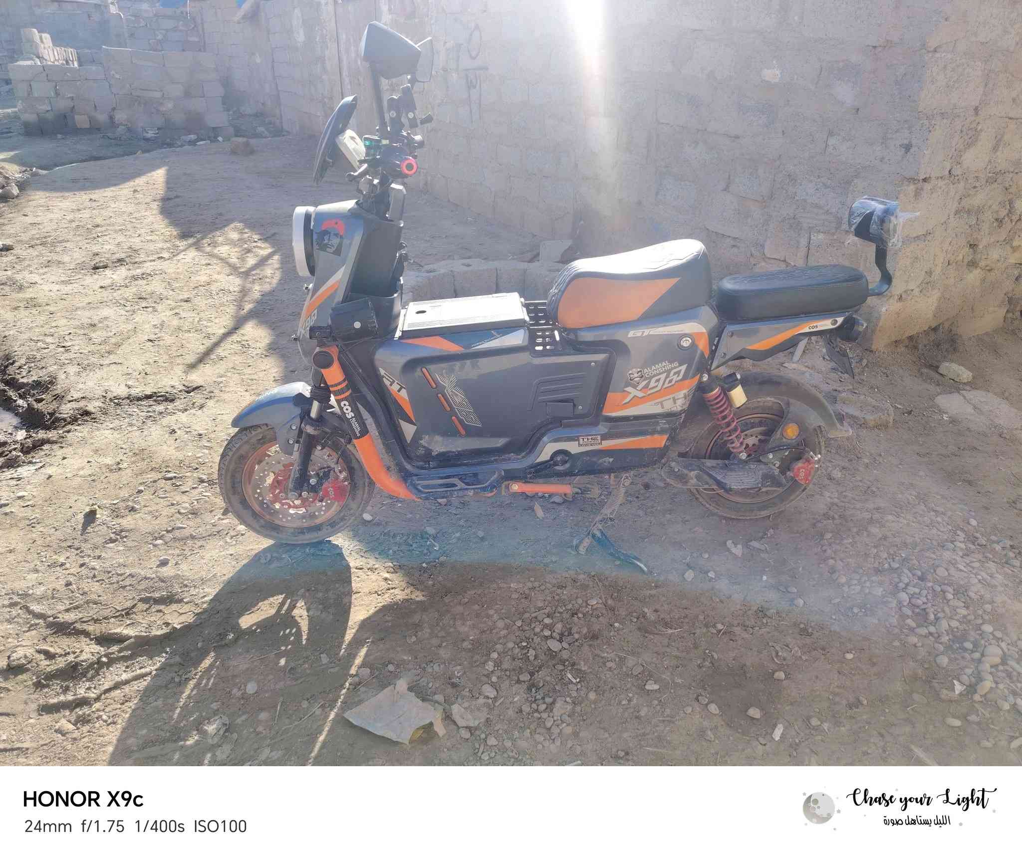 سلام عليكم
دراجة شحن X900GT للبيع 
بوكس 
موديل 2025
مكفولة من كلشي 
بصمتين وسويجين 
اشاير لايت عالي ناصي 
شاشه عداد ذكيه 
هورن نشرات 
انذار سرقة 
قفل ستيرن 
ملف 2000واط
✨✨ علماً أن الدراجه 5 بطريات ✨
بطاريات مكفولة 
البطاريه 33 
وبيها بعد هواي مواصفات 
   5بطاريات والشاحنه مال 5بطريات 
علماً انه مكلف بلنشر 
رقم راعيها *********** 
مكانه كركوك واحد حزيران 
رايدها550 الف
