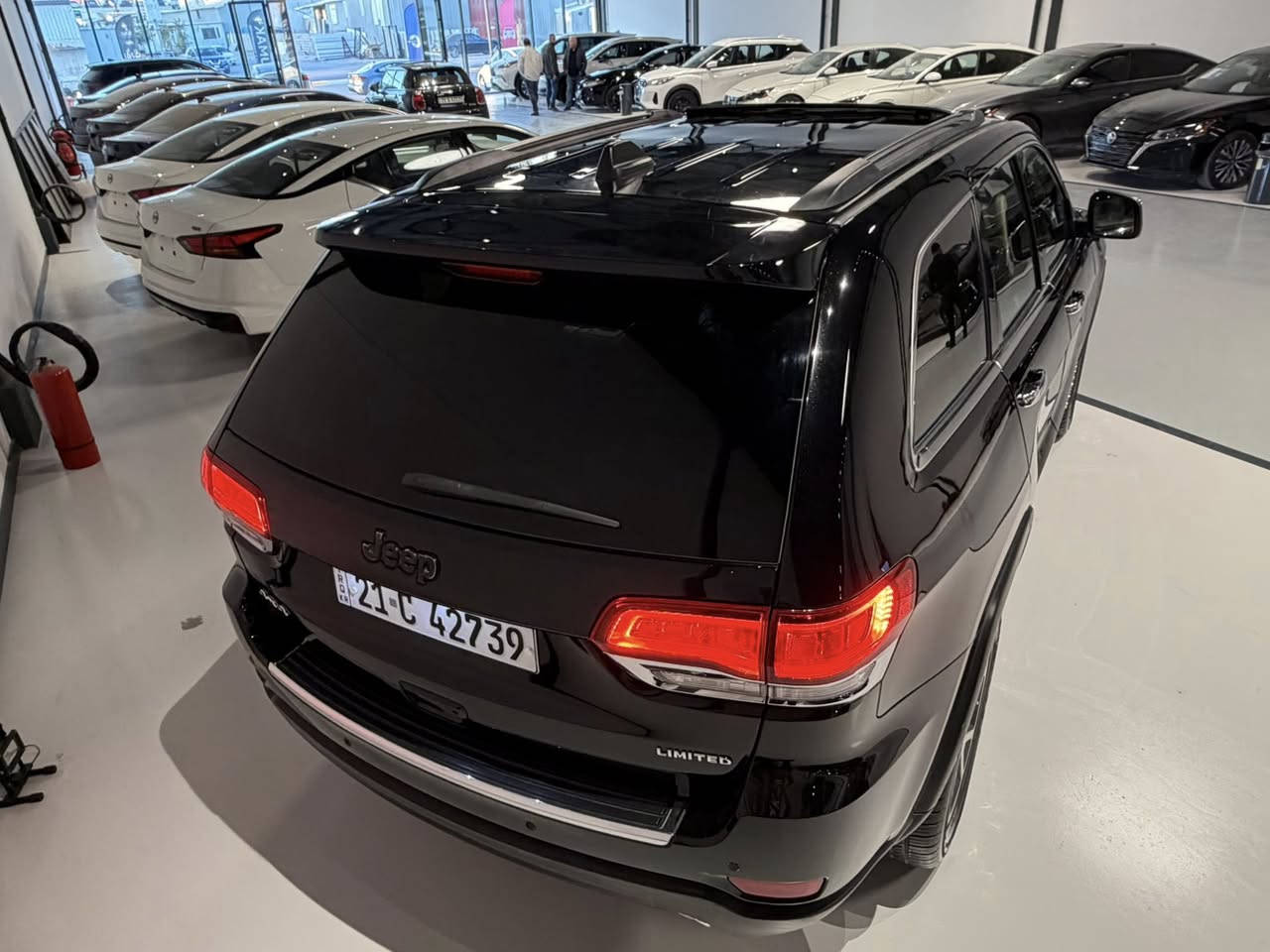 السلام عليكم للبيع جيب موديل 2021امريكي كلين تيتل السيارة فول مواصفات لمتدد
فول مواصفات لمتدد 

جكات تصعد وتنزل 

كشنات كهرباء 

كشنات جلد 

كشنات تدفئه  

كشن ذاكرة 

ستيرن كهرباء + هيتر 

اطفاء ذاتي 
 

شاشة كبيرة + كامرة  

نقطه عمياء 

سقف سلايت 

12 سماعه 

صندوك كهرباء 

اشاير بالمري + كهرباء 

حساسات امامي خلفي 

فور ويل

ماشية ٧٠ الف حقيقي 

قطعتين تبريد 

السعر ٢٨٠وبيها مجال خفيف 

تخم تاير جديد 
 
سياره كلين تايتل بدون صبغ   بدون تبديلدعامي لل دعامي بدون صبغ

رقم سليمانيه تحويل ثاني يوم 

سنوية جديدة 

مكينه كير كفاله عامه 
 

مكان السيارة سليمانيه 

0772 152 7574
