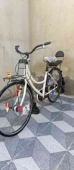 باسكل بناتي للبيع حجم 26 بريكات شغاله السعر 70 وبي مجال مكاني بغداد تقاطع النهروان  الانتصال على هاذا الرقم *********** أو مراسله على هاذا الحساب
