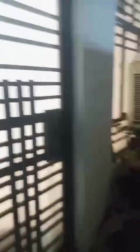 🚨 بيت مستقل (مشتمل) حديث للبيع 🚨
العنوان: بغداد - الزيتون / المربع الجديد
المساحة: 50 متر مربع
النوع: زراعي (سند 25 - قرار قاضي، معزول وحده)
🏡 مواصفات وتفاصيل البيت:
 حالة البناء: جديد وجاهز للسكن فوراً (الواقع أحلى من التصوير).
 الطابق الأرضي: استقبال + خدمات كاملة.
 الطابق الثاني: غرفتين نوم.
 الخدمات والمنطقة: الشارع تبليط، منطقة هادئة جداً، وموقع مميز وقريب من الخدما اي استفسار أكثر عالخاص 🔴


**إذا كنت صاحب هذا الإعلان وتريد حذفه لأي سبب، رجاءا أرسل رسالة إلى الدعم الفني**