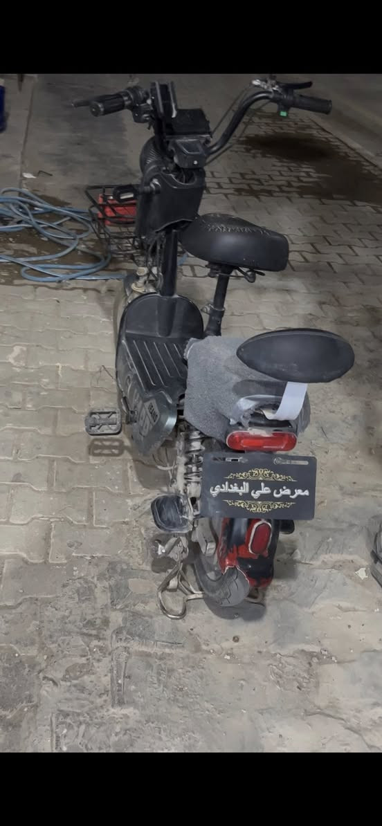 موطور شحن ناقصه بطاريه وحده شغال سعر 80 قفل للاستفسار ***********
