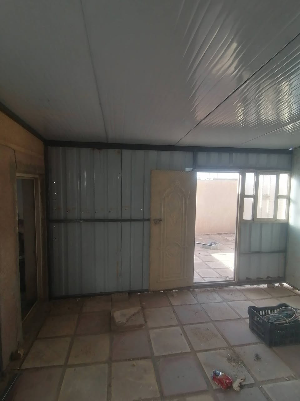 السلام عليكم حداد متنقل داخل النجف والكوفه لعمل كافه أعمال الحداده والصيانه تصليحات *********** واتساب موجود
