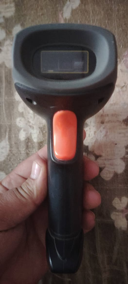 سلام عليكم قاري باركود جديد مستعمل شهر واحد +طابعه هم مستعمله شهر واحد السعر عل خاص ابيعهن ثنينهن سوه ***********
