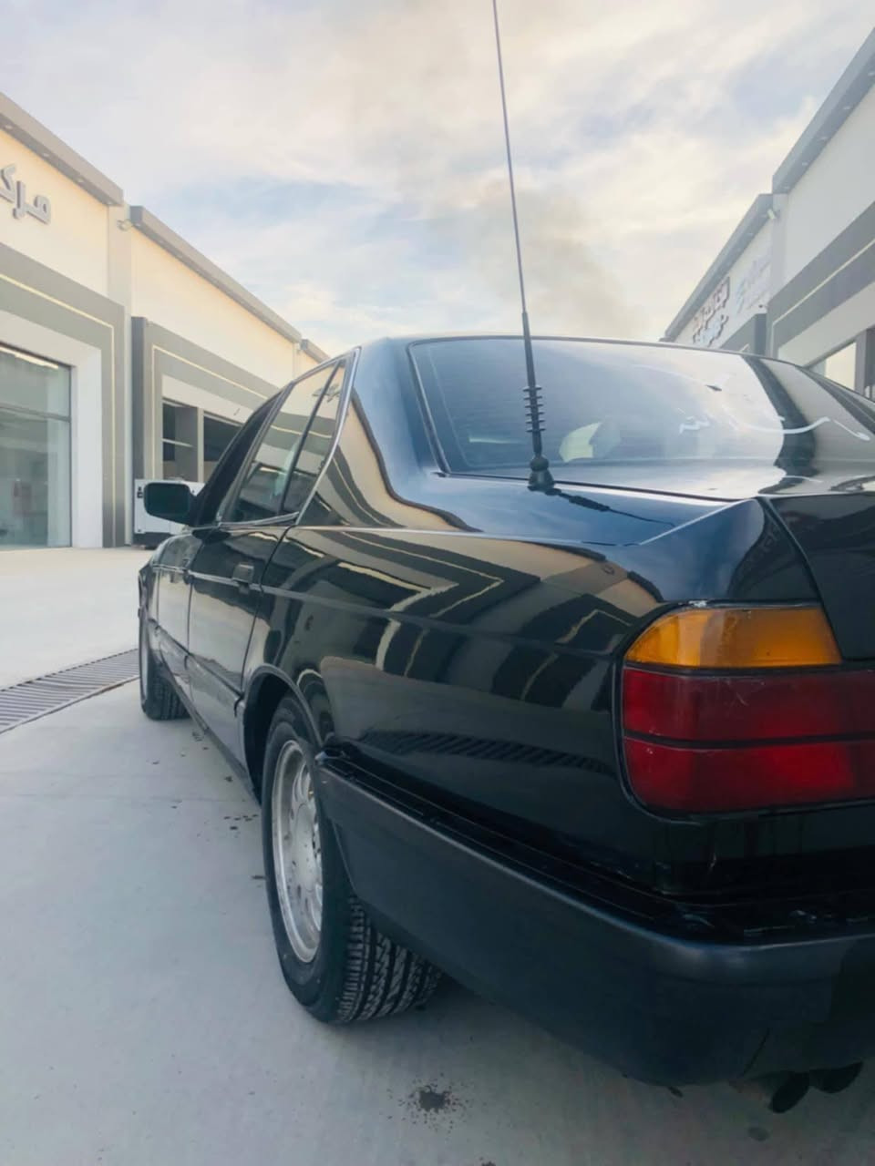 للبيع بي ام دبليو 🅱️Ⓜ️
موديل 9️⃣1️⃣

غرفتها حلوه ما متعوبة ✨

رقم الماني 🇮🇲

سنوية عظم 

كير + محرك بشرط

كشرها حيل نضيف مصبوغ جديد 🆕 

كابون  ®️ 

سلايت طكتين 2

4 جامات كهرب 

طخم تاير جديد 🆕 

ويل صقر نضيف اصلي شرط 🎗️

تحركيه ومعدل نار 🔥 

محرك 3500 اصلي  فل 

مكاني موصل حي سومر

السعرررر ….{ 50 } وبيها مجال قليل 
***********بي واتس
