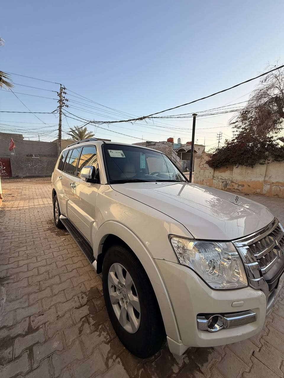 ‏سلام عليكم✋🏻باجيرو 2009 فول حبتور رقم بغداد مشروع وطني مداور ثاني يوم سيارة جاهزة ‏￼￼ مال جنائ تراك وين ما يعجبك ￼ مكفول السيارة فقط قطعة واحدة صبغ بيها والباقي كفالة￼ السعر 140 وبيها مجال عنوان نجف كوفة الاستفسار***********
￼
