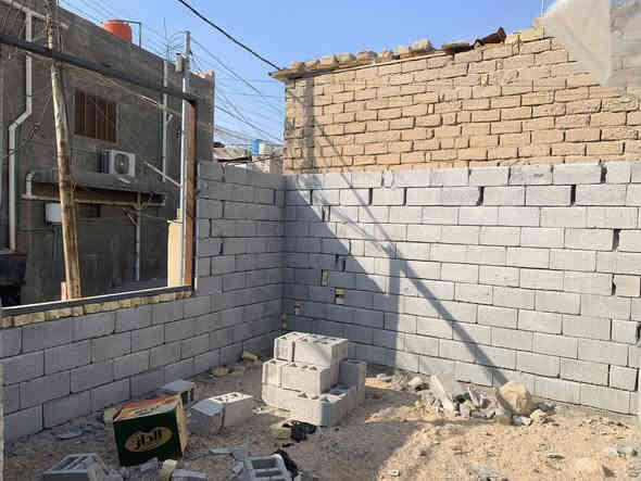 بيت هيكل واصل للرباط طابو صرف المساحه 160م 
الموقع صبخت العرب قرب عماره طربوش 
السعر 90 مليون 
رقم الهاتف ***********
