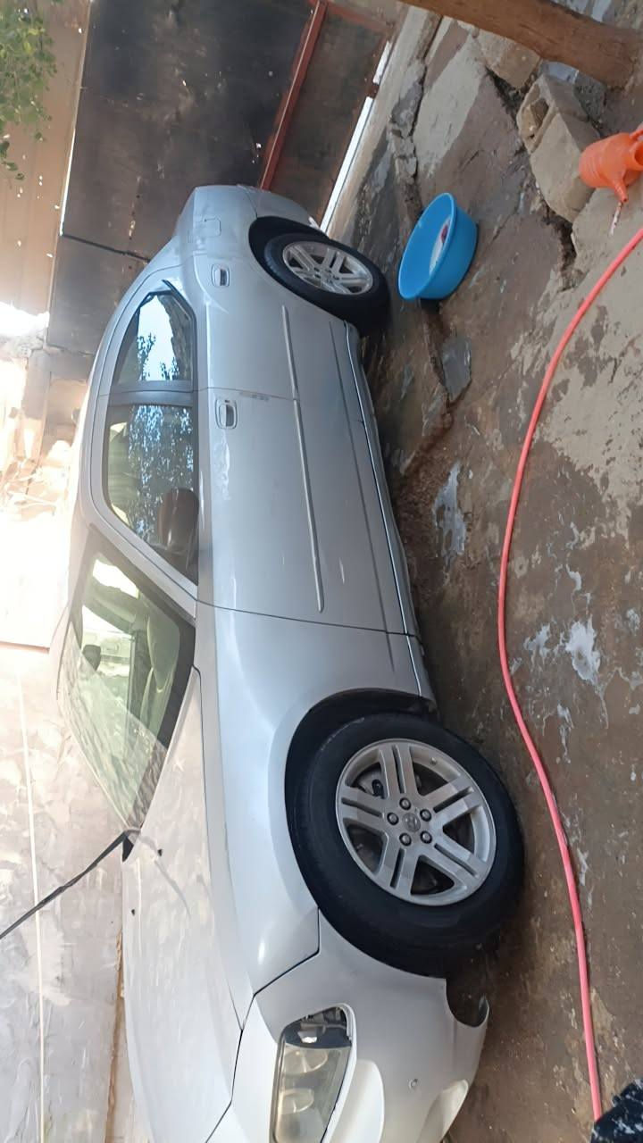 السلام عليكم 
متاح چارجر ٢٠١٠  8v گير مكينة خير من الله بيها گصة بل جنطة سيارة متومة اربيل سيارة جاهزة فقط بيها بعض الملاحظات السعر 45 وقابل للتفاوض للأستفسار اتصال *********** مكاني بغداد
