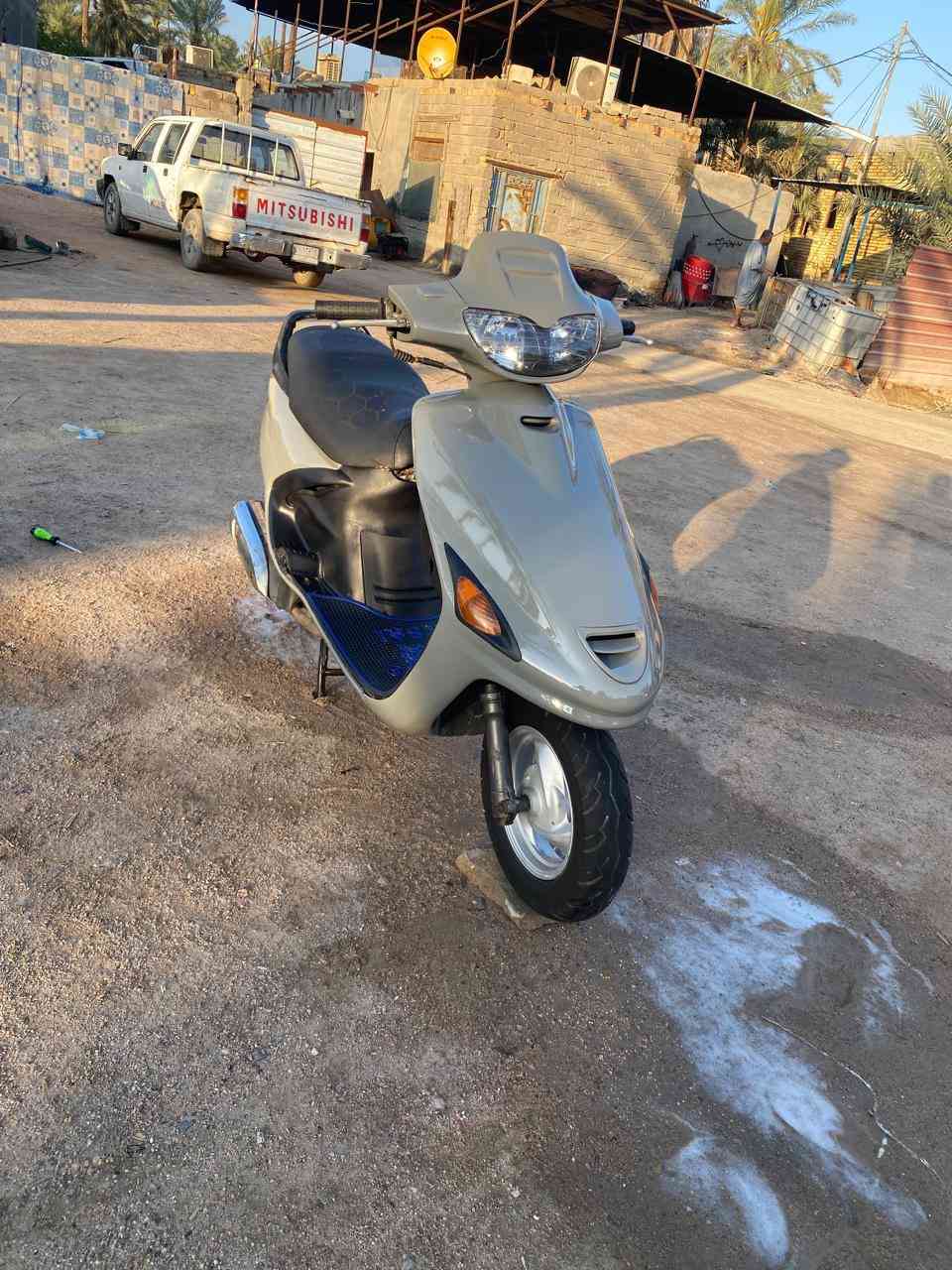 دراجه فراشه فحل مكينه مامفتوحه كهربائياتهه كلهه شغاله سلف وهندر مكاني قرنه بني منصور السعر خاص ***********
