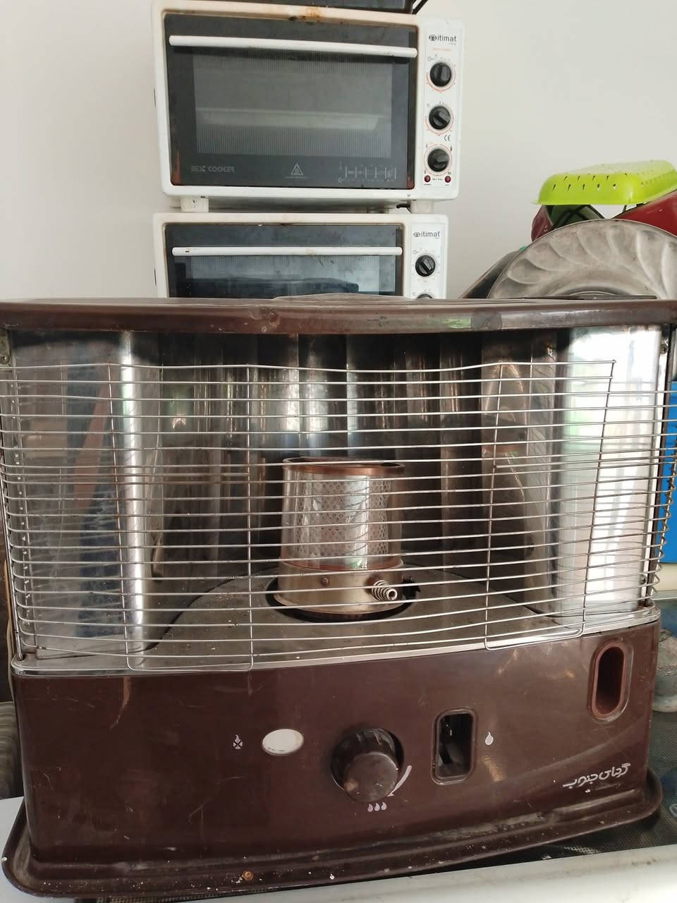 للبيع اغراض بيت نضيفات جدا مكاني حي الجهاد للاستفسار ***********
