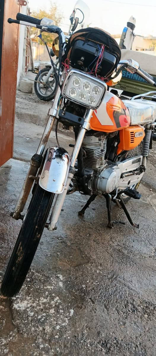 ماطور للبيع اي عيب مابي كهرباياته كله شغاله اربعه كير وبي مجال الشراي هاذا رقمي ***********
