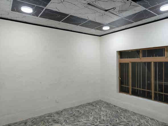 مكتب طارق المولى بيت ايجار حي السكر تجاري الموقع  الشارع العام 
مساحه 350 طابق ونص الطابق الاول 3 غرف نوم كبار ومطبخ ومخزن وهول وصحيات الطابق الثاني غرفتين نوم وحده بيها غراض ومقفوله وهول وصحيات ***********
