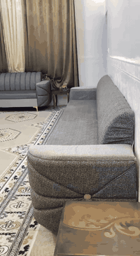 السلام عليكم 
تخمين 14 متر عشرين مقعد للبيع استخدام اقل الشهرين نضيف جدا السعر 800 وبي مجال بسيط الاستفسار مراسله الصفحه او الاتصال على الرقم ***********
