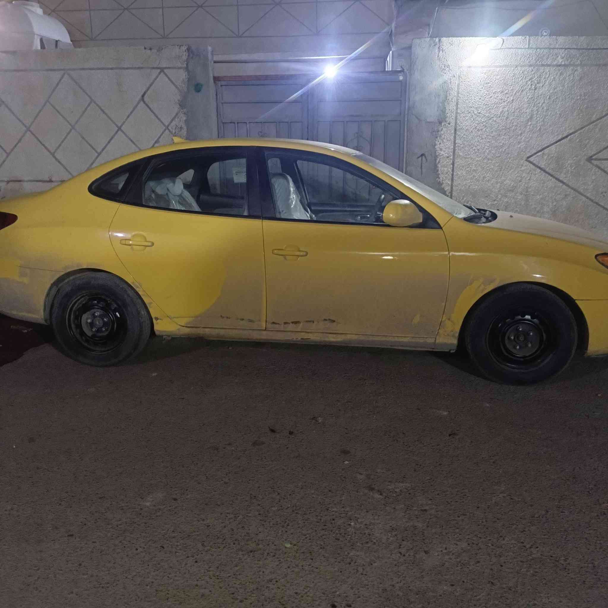 اسلام عليكم شباب عندي النتره القديم موديل 2010 وارد امريكي حادثهه جو القبق مال  البنزين والباقي ليبل واحد سياره خير من الله رقمهه كربلاء محرك 2000 مكاني بغداد حي الرأسه مال المعلمين رقمي *********** السعر 93 وبيهه مجال لطيبين
