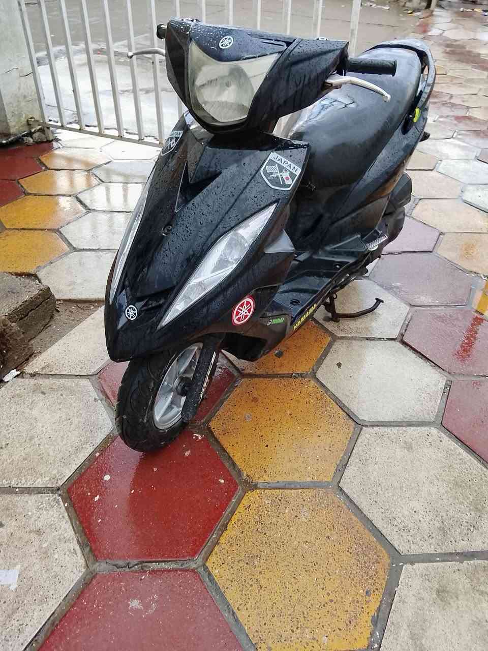 جي تي ار ياباني سكليتر خطين كله شغاله اي نقص مابيه نضافه فول دراجه جديدة لوك السعر 750 بغداد المشتل ***********
