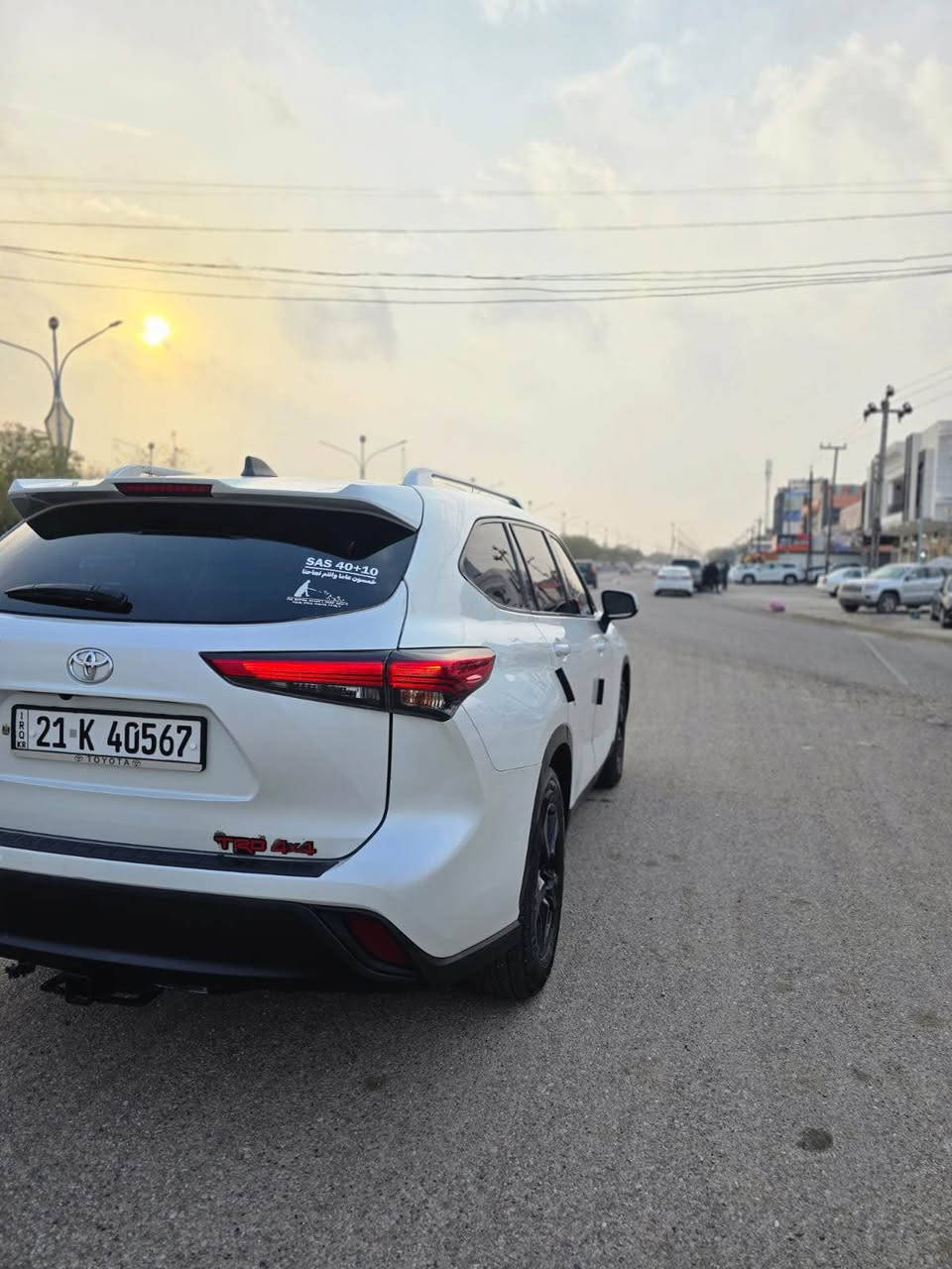 السلام عليكم ورحمة الله وبركاته 

تويتا هايلندر 
موديل 22
مواصفات LE
السعر 315
الحادث موضح بالصوره 
للستفسار 
*********** كركوك, العراق
