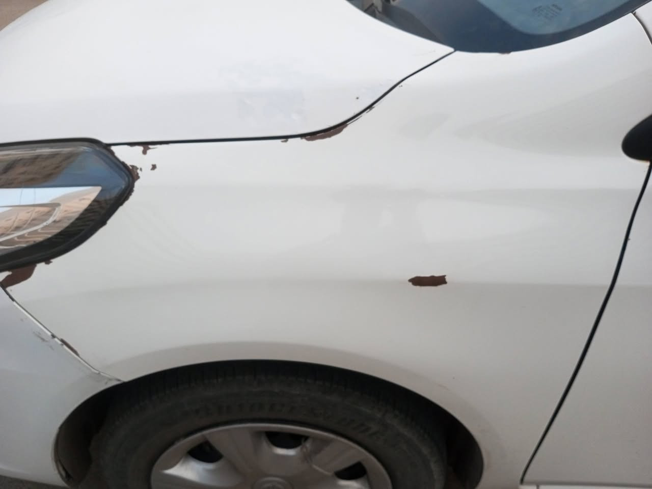 نيسان صني موديل 2024 

ماشية 30,000 كم

رقم اربيل 

بيها البنيد صبغ وجاملغ جهة السائق بارد

كامرة وشاشة وجناح 

قطعتين تبريد

4 جام كهرباء 

وباقي المواصفات المعروفة 

السعر 125 وبيها مجال 

للاستفسار ***********

المكان بغداد
